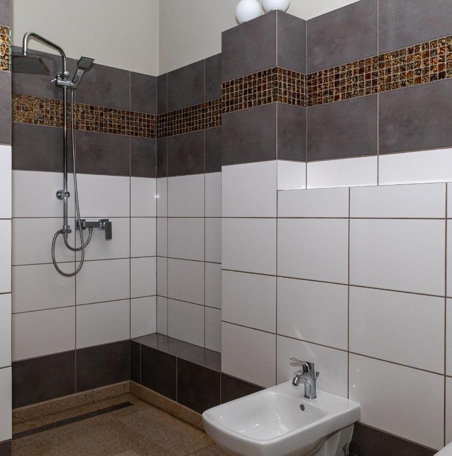 Apartament Pilsudskiego13 Chrzanów Exteriör bild