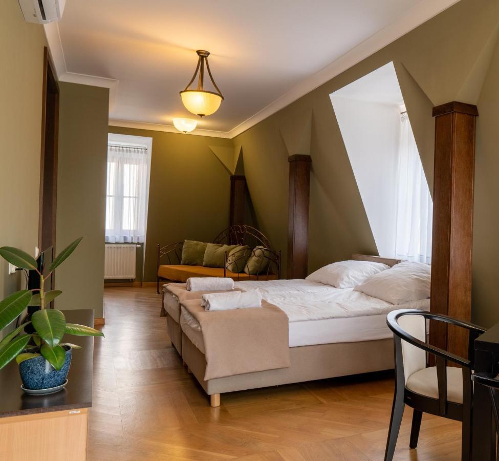 Apartament Pilsudskiego13 Chrzanów Exteriör bild